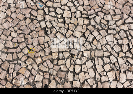 Historische Pflasterung Stein in der Altstadt von Funchal, Santa Luzia, Funchal, Madeira, Portugal Stockfoto