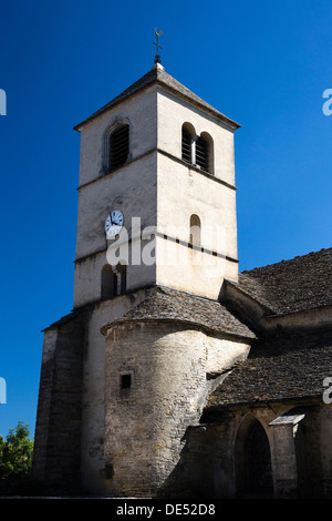 Die Pfarrkirche in Chateau-Chalon, Juraregion Frankreichs. Stockfoto