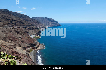 Die Küste von Playa de Las Teresitas, La Montañita, Teneriffa, Kanarische Inseln, Spanien Stockfoto