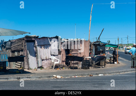 Wellblechhütten in Khayelitsha, einem teilweise informellen Township in Kapstadt, Südafrika Stockfoto