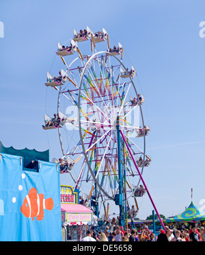 Riesenrad auf der Kirmes in Manitowoc, Wisconsin Stockfoto