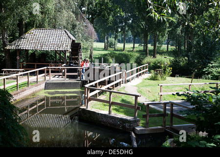 Historische Wassermühle "De Klef", Vierlingsbeek, Nord-Brabant, Niederlande Stockfoto