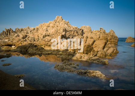 Steinkueste in Sardinien Stockfoto