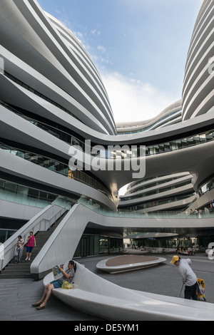 Galaxy SOHO, Beijing. Abgeschlossen im Jahr 2013, Galaxy SOHO ist der größte städtische Komplex des Ostens 2. Ringstraße in Peking. Stockfoto