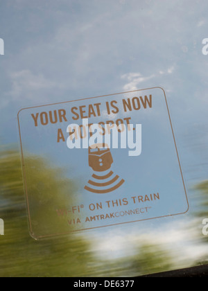 Amtrak passenger train Wlan Aufkleber, USA Stockfoto