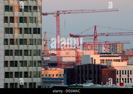 Berlin, Deutschland, Krane-Baustelle am Leipziger Platz Stockfoto