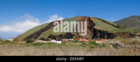 Schlackenkegel in El Palmar, Teneriffa, Kanarische Inseln. Stockfoto