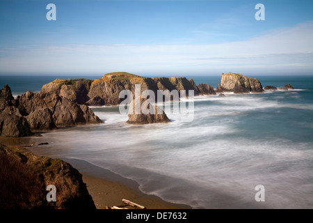 OR01160-00... OREGON - Offshore-Inseln in Oregon Island National Wildlife Refuge von Coquille Punkt in Bandon. Stockfoto