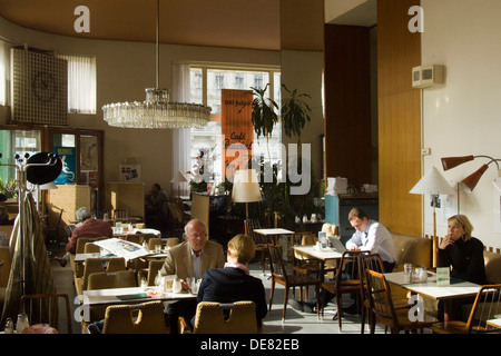 Österreich, Wien 1, Stubentor, Das Wiener Kaffeehaus Café Prückel Existiert Schon Seit 100 Jahren. Stockfoto