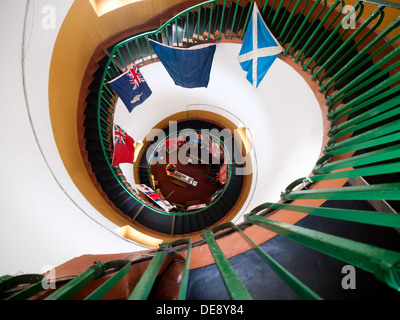 Innenraum des Leuchtturms, heute ein Museum, in Withernsea East Yorkshire blickte die Wendeltreppe Stockfoto