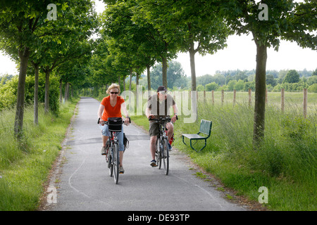 Lünen, Deutschland, Zyklus entlang der Seseke Stockfoto