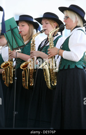 Musik Gesellschaft Sacilia aus Schemmerberg in deutschen folk Kosten während der 47. Folklore-Festival in Zagreb, Kroatien am Juli 19,2013 Stockfoto