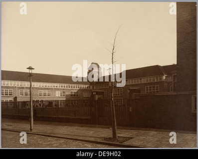 Scholencomplex Amsterdam | Schulgebäude Amsterdam Stockfoto