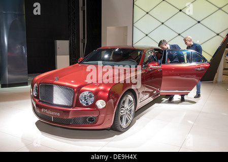 FRANKFURT, GERMANY - SEPTEMBER 11: Frankfurt Internationale Automobil-Ausstellung (IAA) 2013. Bentley Mulsanne Stockfoto