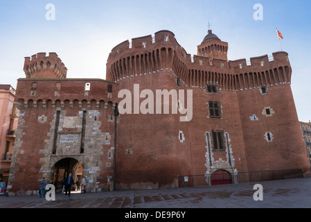 Le Castillet, Perpignan, Pyrénées-Orientales, Languedoc-Roussillon, Frankreich Stockfoto