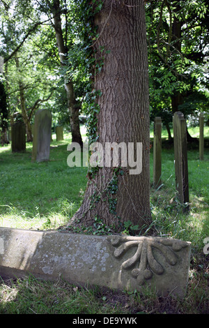 Friedhof - Pfarrei Kirche St. Oswald - Durham - Grafschaft Durham - England - Großbritannien Stockfoto