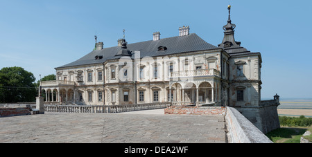 Schloss in Pidhirzi (Rajon Brody, Region Lviv, Ukraine), 17. Jahrhundert Stockfoto