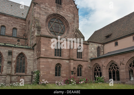 Davidstern Fenster im südlichen Querschiff des Basler Münster, Basel, Schweiz Stockfoto