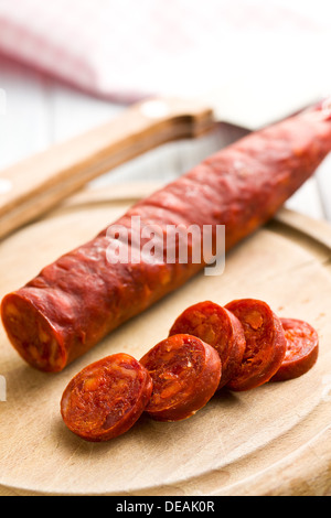 die in Scheiben geschnittenen leckere Chorizo-Wurst Stockfoto