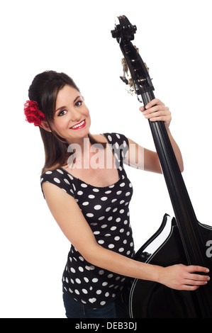 Lächelndes Rockabilly-Mädchen stand-up Bass zu spielen Stockfoto