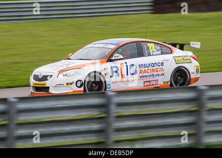 Rockingham, UK. 15. September 2013. BTCC Renntag in Rockingham in UK Credit: Steven Reh/Alamy Live News Stockfoto