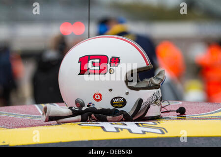 Rockingham, UK. 15. September 2013. BTCC Renntag in Rockingham in UK Credit: Steven Reh/Alamy Live News Stockfoto