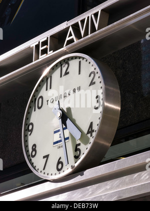 Tourneau Luxury Watch Retailer an der 12 East 57. Street in NYC 2013 Stockfoto