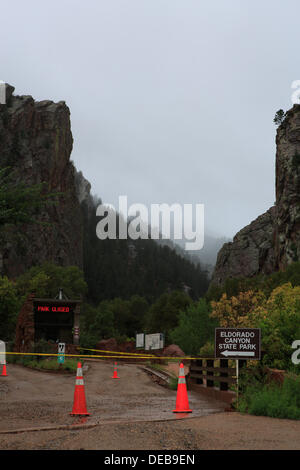 Boulder, Co machen 15. September 2013 - die letzte Welle der Regenstürme ihren Weg durch Boulder, Colorado. Eldorado Canyon State Park wurde wegen des Hochwassers geschlossen. © Ed Endicott / Alamy Live News Stockfoto