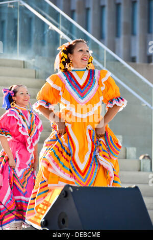 Toronto, Kanada. 14. September 2013. 203. Jubiläum der mexikanischen Unabhängigkeit - Toronto © Nisarg Fotografie/Alamy Live-Nachrichten Stockfoto