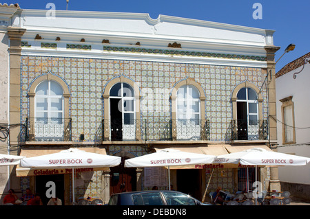 Typische Algarve Haus mit Azulejos dekorative Fliesen Algarve Portugal Stockfoto