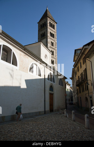 Tirano, Italien, die Stadt von San Martino-Kirche mit Glockenturm Stockfoto