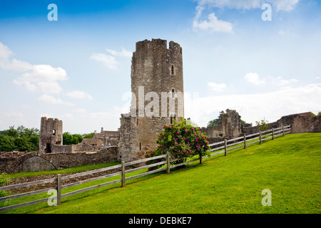 Die Überreste von der Süd-West-Turm am Farleigh Hungerford Castle, nr Bath, Somerset, England, UK Stockfoto