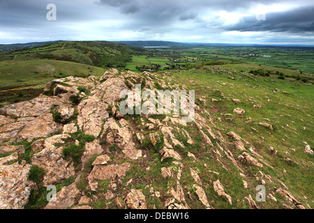 Sommer-Blick über Crook Peak, Somerset Levels, Mendip Hills, Somerset County, England Stockfoto