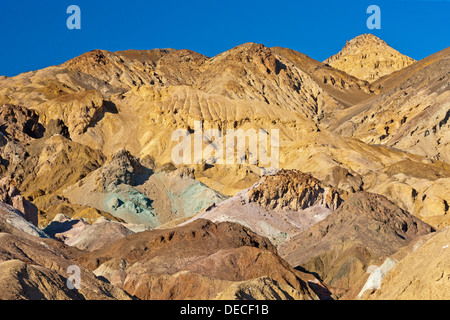 Die Hügel von Künstlern Drive, Death Valley, Kalifornien, USA. JMH5391 Stockfoto