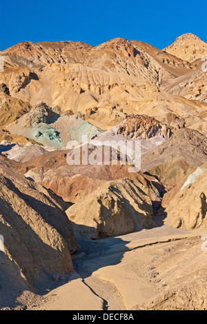 Die Hügel von Künstlern Drive, Death Valley, Kalifornien, USA. JMH5392 Stockfoto