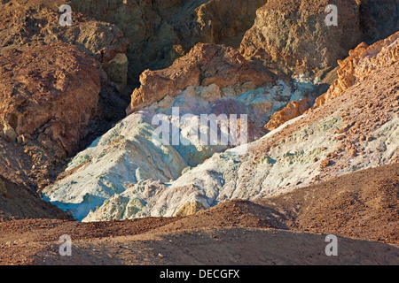 Die Hügel von Artists Palette, Death Valley, Kalifornien, USA. JMH5395 Stockfoto