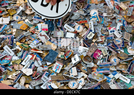 Alten kommunistischen Medaillen auf einem Flohmarkt in Berlin Stockfoto