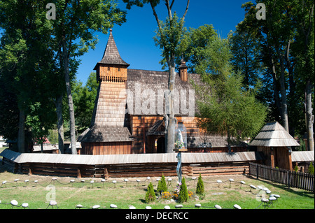 Kirche St. Michael Archangel (15. Jh.) in Debno, Polen Woiwodschaft, Kleinpolen, Gmina Nowy Targ, Nowy Targ County Stockfoto