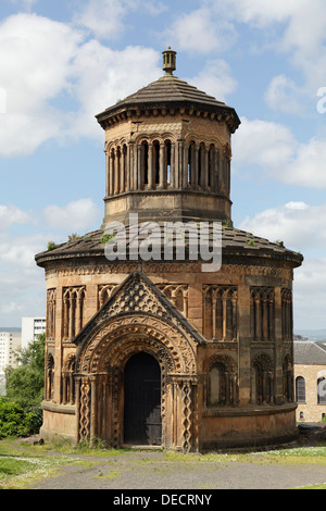 Major Archibald Douglas Monteath Mausoleum, entworfen von dem Architekten David Cousins 1842, Glasgow Necropolis, Schottland, UK Stockfoto