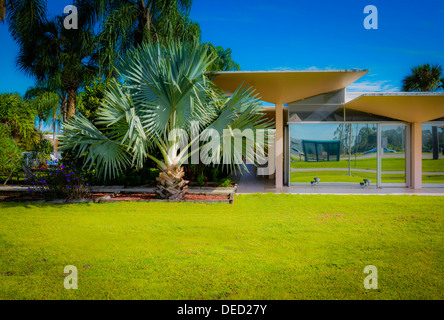 Historische Mitte Jahrhundert Motel entworfen von Victor A. Lundy, Warm Mineral Springs, FL Stockfoto