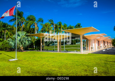 Historische Mitte Jahrhundert Motel entworfen von Victor A. Lundy, Warm Mineral Springs, FL Stockfoto