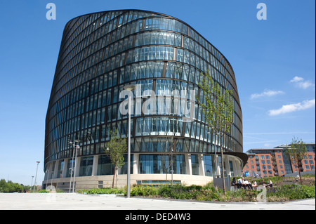 Ein Engel Quadrat, ein hoch-nachhaltige Bürogebäude in Manchester, England. Stockfoto