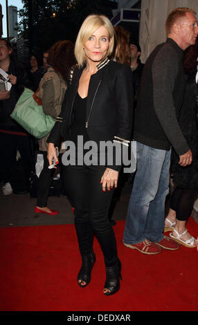 London, UK. 16. September 2013. Michelle Collins nachts Presse für "Barking In Essex" Wyndhams Theatre, London - 16. September 2013 © KEITH MAYHEW/Alamy Live-Nachrichten Stockfoto