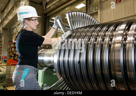 Mülheim an der Ruhr, Deutschland, kollaborative Ingenieure, Ausbildung bei Siemens Energy Mülheim Stockfoto