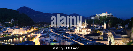 Blick über die Altstadt von Salzburg, UNESCO-Weltkulturerbe, Salzburg, Salzburger Land, Österreich, Europa Stockfoto