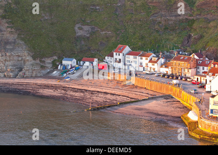 Die Fischerei Dorf Staithes in den North York Moors, Yorkshire, England, Vereinigtes Königreich, Europa Stockfoto