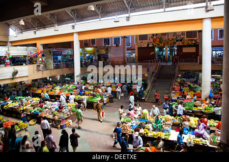 Vogelperspektive Blick auf einem Gemüsemarkt, Markthalle, Nord-Goa, Panaji, Goa, Indien Stockfoto