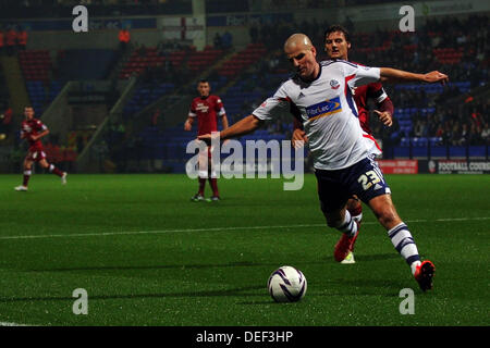 Bolton, UK. 17. September 2013. Marc Tierney der Bolton Wanderers in Aktion während der Meisterschaftsspiel zwischen Bolton Wanderers und Derby County aus dem Reebok Stadium. Bildnachweis: Action Plus Sport Bilder/Alamy Live News Stockfoto