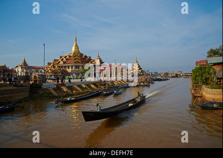 Paya Phaung Daw Oo, Inle-See, Shan State in Myanmar (Burma), Tempel, Asien Stockfoto