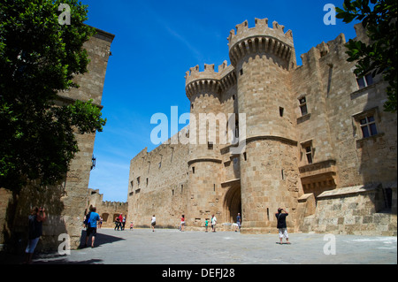 Festung und Palast der Großmeister, UNESCO-Weltkulturerbe, Rhodos Stadt, Rhodos, Dodekanes, griechische Inseln, Griechenland Stockfoto